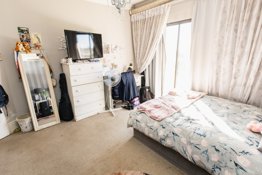 4 Bedroom Property for Sale in Groenvlei Sh Free State